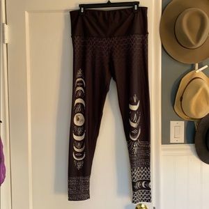 Alo Yoga leggings